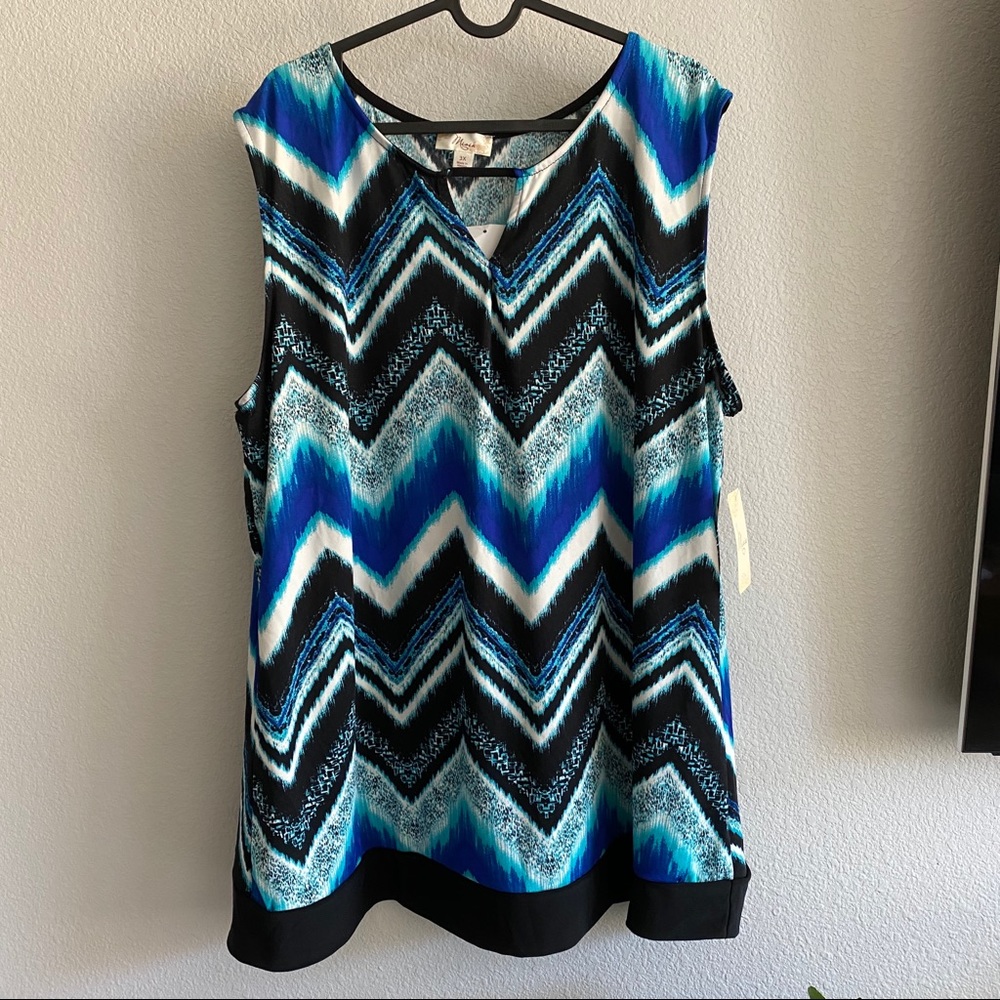 🌵3 for $25🌵 Misia chevron summer top